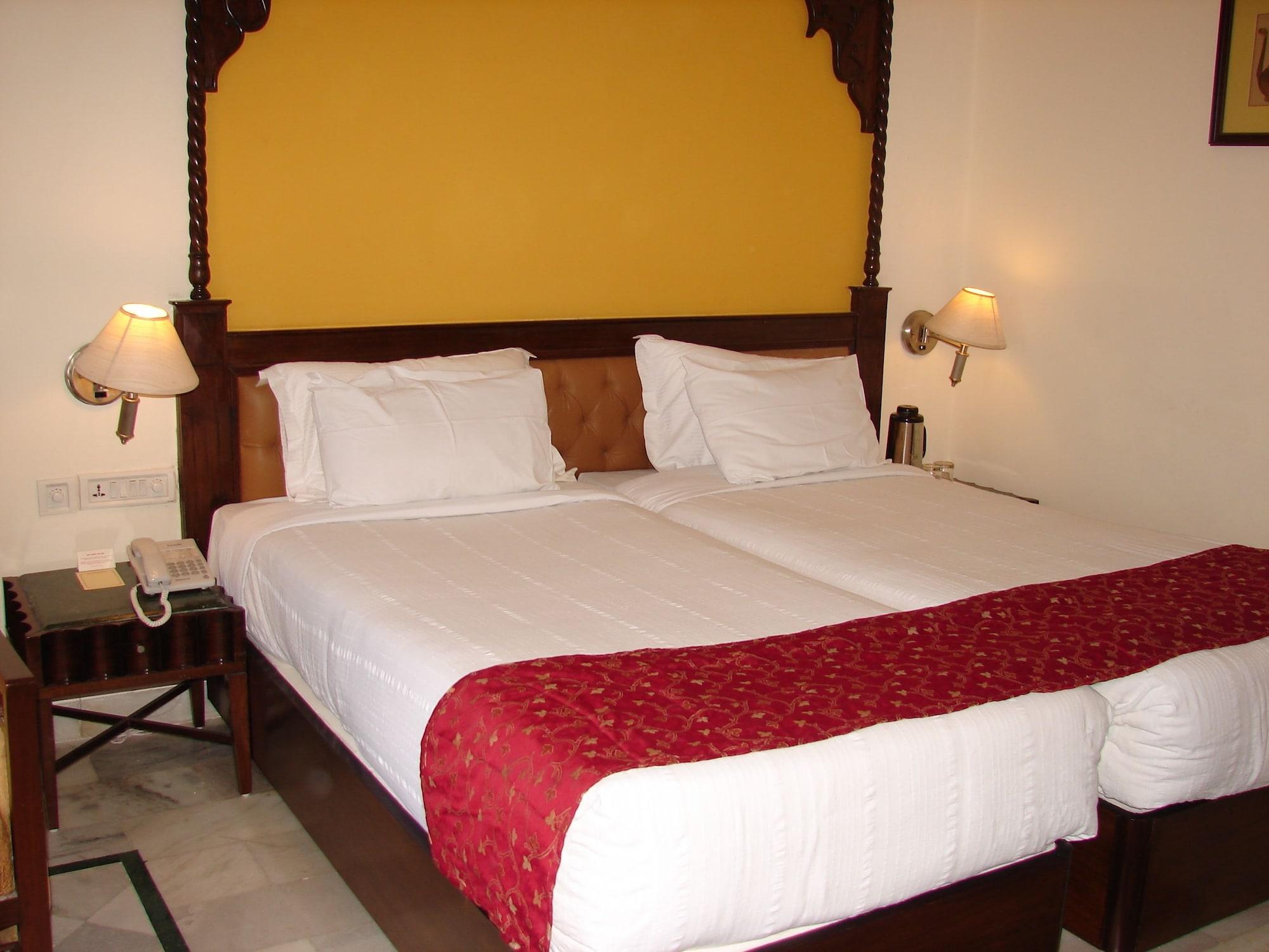 Mansingh Palace, Ajmer Extérieur photo