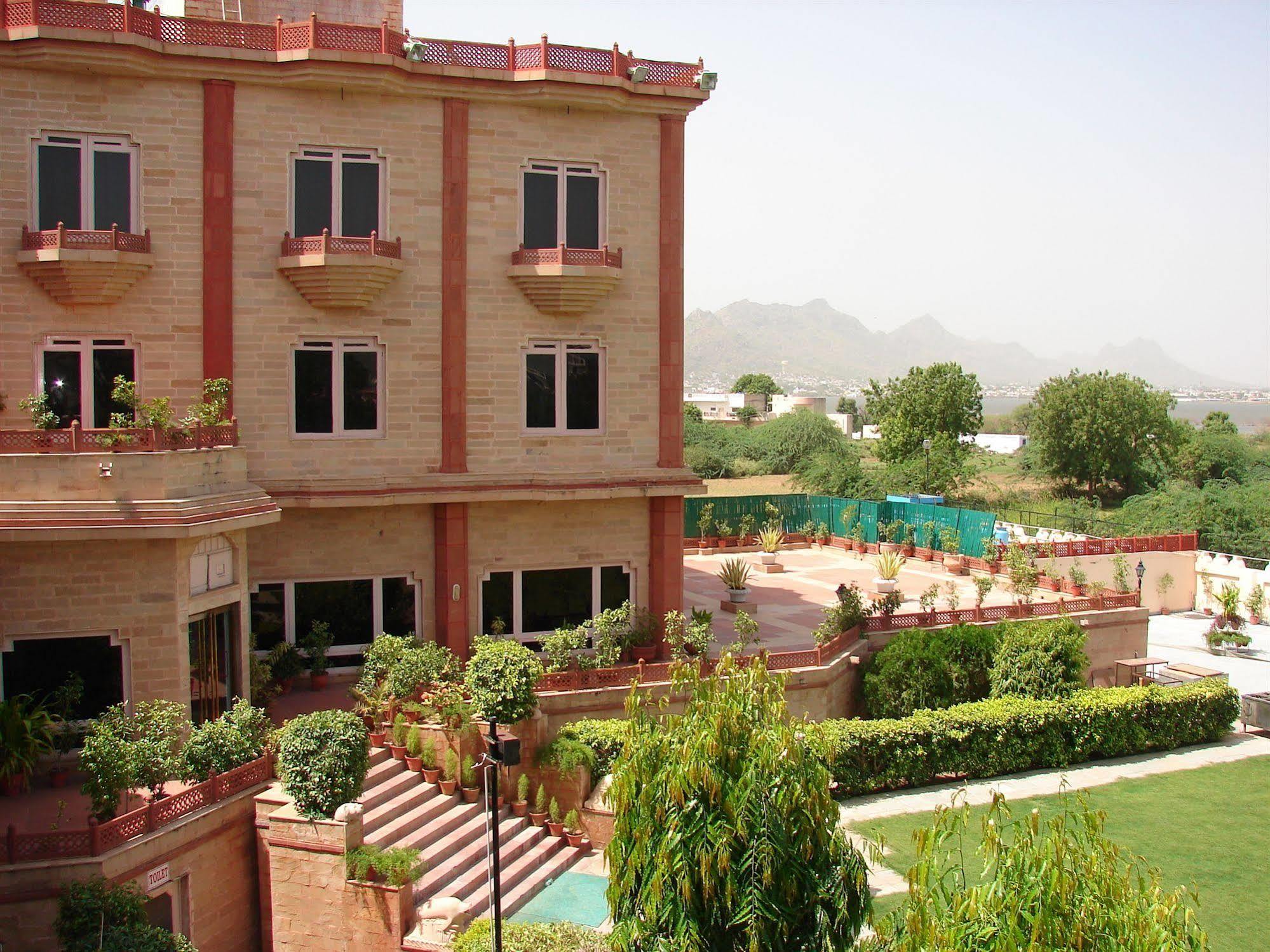 Mansingh Palace, Ajmer Extérieur photo