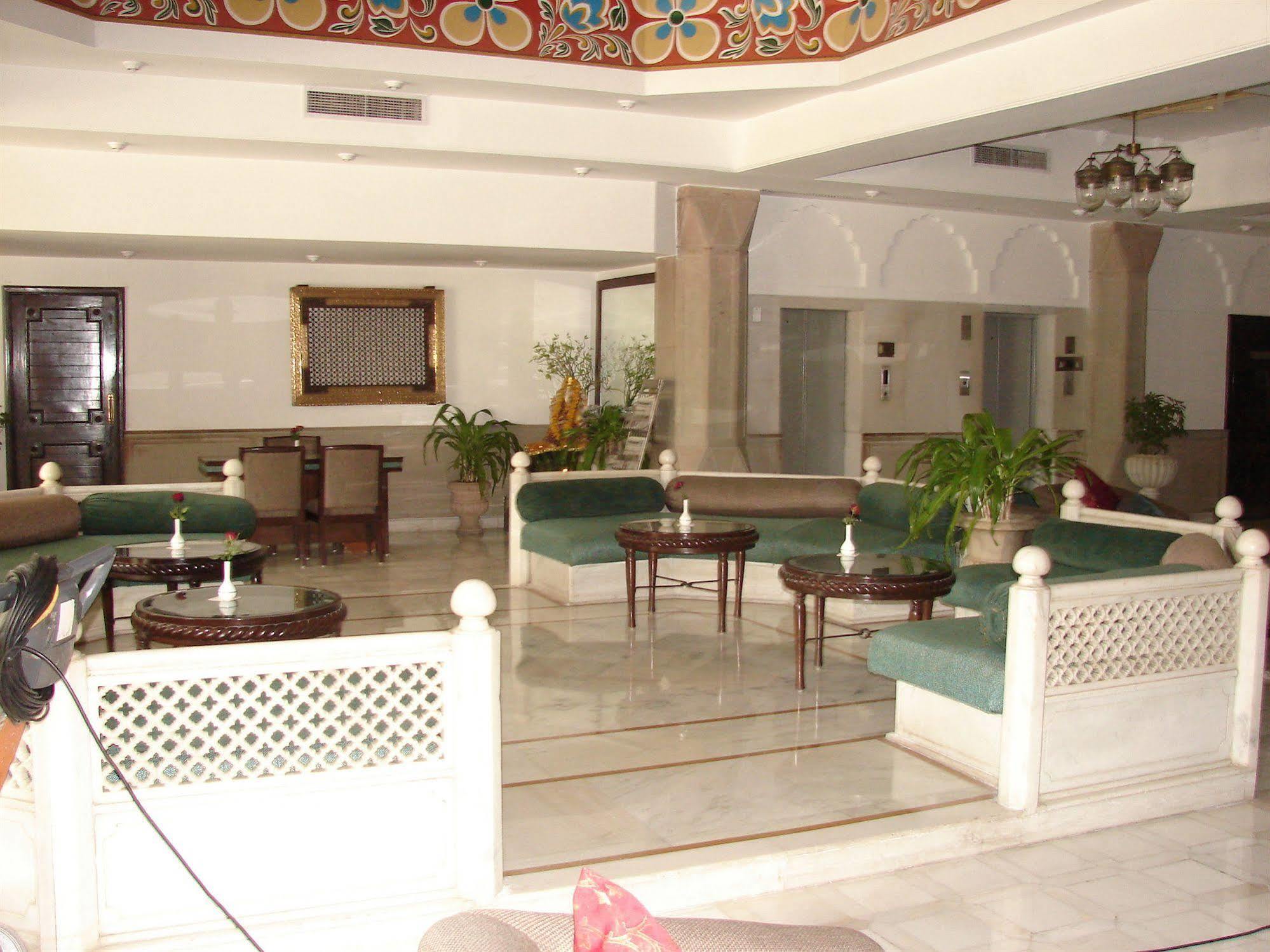 Mansingh Palace, Ajmer Extérieur photo