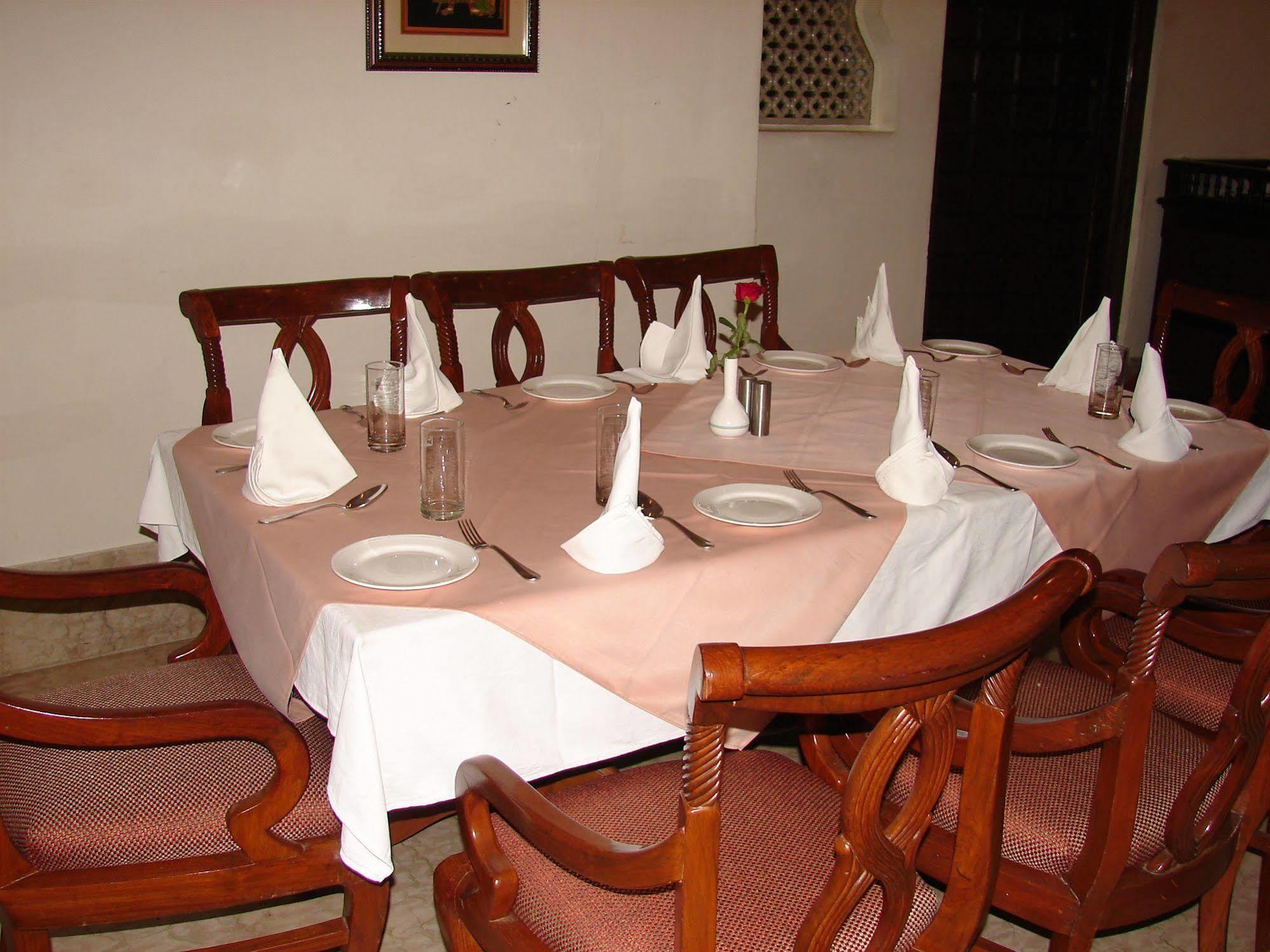 Mansingh Palace, Ajmer Extérieur photo