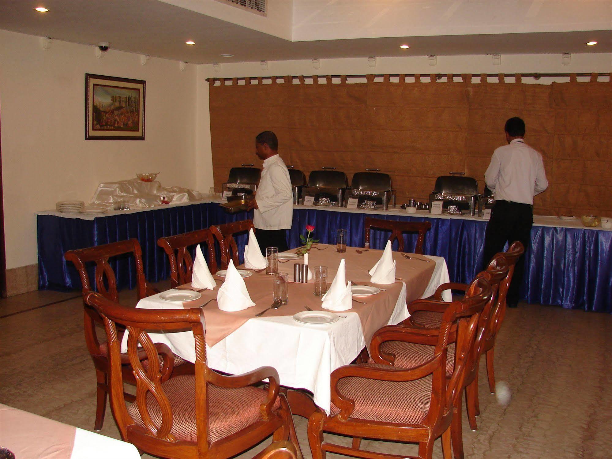 Mansingh Palace, Ajmer Extérieur photo